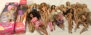 NICE Lot of 18 Barbies 1990s & 2000s Mattel Dolls - Great Condition - Picture 1 of 12