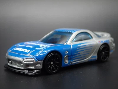 1992-2002 Mazda RX7 Jdm Falken 1:64 Scala da Collezione Diorama Modellino Auto - Immagine 1 di 4