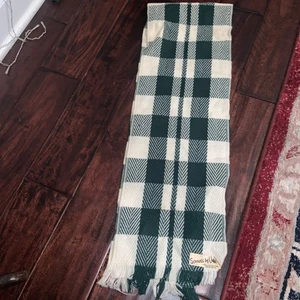 Sciarpe vintage di Vera verde a quadri sciarpa acrilica MCM 9”X 54” 🔥🔥 - Foto 1 di 5
