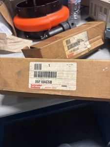 NEW Schrader Bellows 06F18ACSB Pneumatic Filter 1/4” - Picture 1 of 3