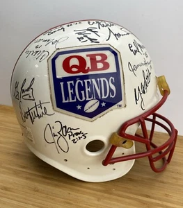 Vintage NFL QB Legends Helm handsigniert von 20 Quarter Backs - Bild 1 von 17