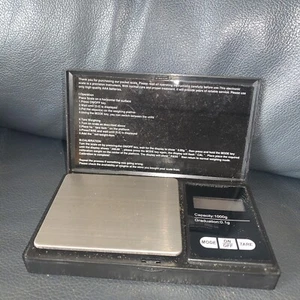 Mini Pocket Electronic Digital Weighing Scales Gold Jewelry 0.1G to 1000 Grams - Picture 1 of 4