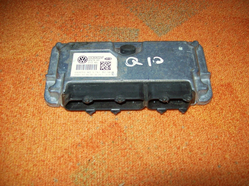 Centralina VW Polo 1.4 16V BUD 03C906024F 24.05.06 centralina motore - Immagine 1 di 1