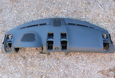 2013-2016 Porsche Cayman 981 Upper Dash Dashboard 98155210 - Image 1 of 4