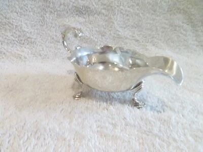 Precioso barco salsa pequeño inglés de plata de ley 925 del siglo XVIII Londres 1737 117 g Foto 1 de 4