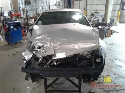 Transmissão 2014 do limpador de para-brisa CADILLAC CTS - Imagem 1 de 4