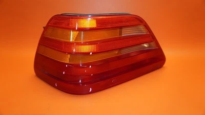 MERCEDES BENZ S500 COUPE TAIL LIGHT LEFT DRIVER 1993 1994 1995 1996 5000SEC OEM - Image 1 of 4