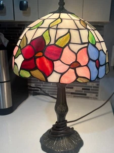 Stained Glass Lamp, Tiffany Style Lamp, Antique Vintage Table Lamp w/Shade 20" - Picture 1 of 9