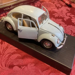 Volkswagen Beetle 1:18 Scale Die-Cast Model Car Road Legends No. 92078 Yr 1967 - Picture 1 of 14