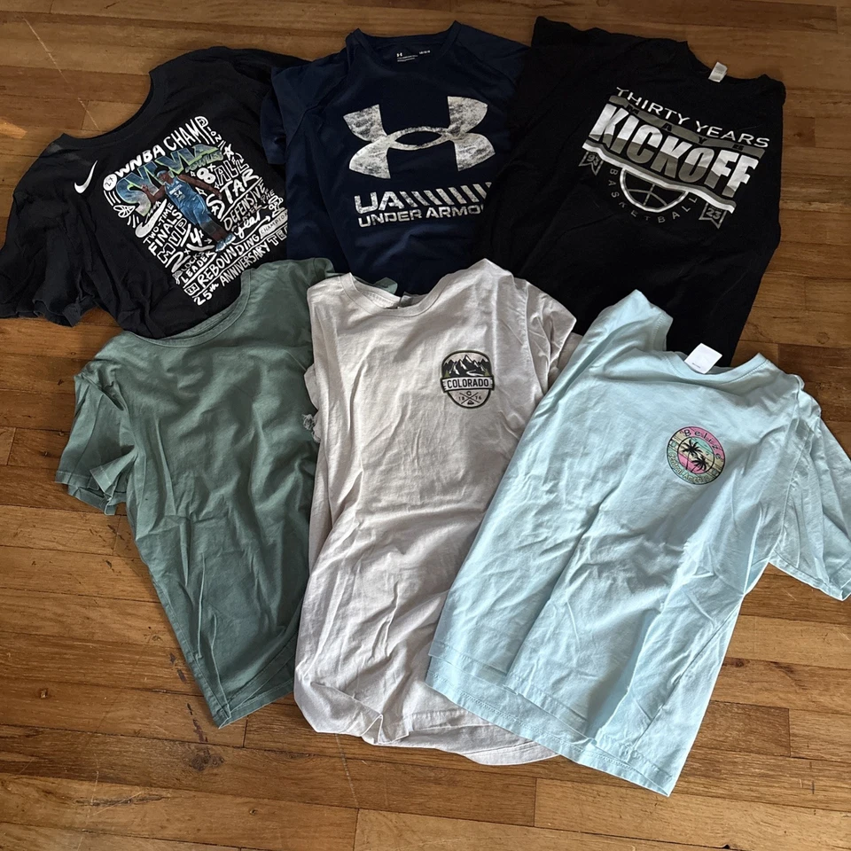 Women's Short Sleeve Shirts lot 6 Size Large Athletic & Casual Great shape - Image 1 of 4