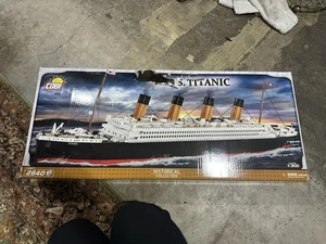 COBI Historical Collection R.M.S. Titanic 1916 1:300 Scale 2840 Pieces - Picture 1 of 4
