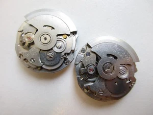 seiko cal. 7009A Japan Automatik Uhrwerke (2 Stück) - for parts - Bild 1 von 5