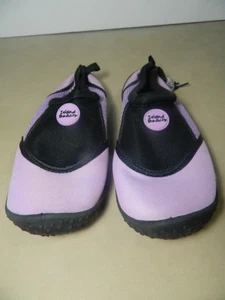 Island Beach Water Socks/Beach Shoes Womens Size 8 Black & Lilac - Picture 1 of 7