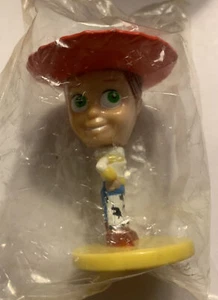 Kellogg's Disney Pixar 2003 ""Toy Story"" Jessie Bobble Head juguete Jesse sellado nuevo en paquete - Imagen 1 de 3