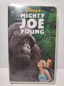 Mighty Joe Young (VHS, Clamshell) Disney - Picture 1 of 4