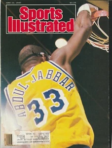 6-22-84 deportes ilustrados con la estrella de los Lakers de Los Ángeles Abdul-Jabbar en cubierta - Imagen 1 de 1