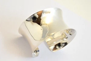 Breiter schlichter 925 Sterling Silber Drehmoment Armreif Armreif.  41 Gramm   - Bild 1 von 12