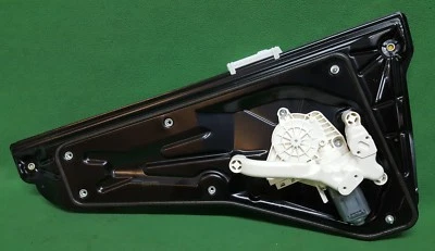 for LAND ROVER DISCOVERY 3 RANGE ROVER SPORT RH REAR WINDOW REGULATOR CVH500120 - Image 1 of 4