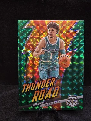 2022-23 Panini Mosaic - Thunder Road LaMelo Ball #16 Green Mosaic Prizm Hornets - Image 1 of 2