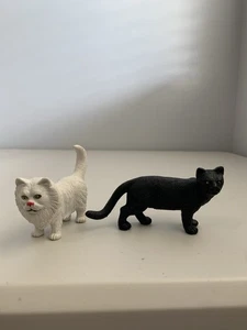 Funrise 1989 Cat Toy Figures Persian Black Cat World Famous Cat Collection - Picture 1 of 5