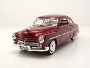 Mercury Coupè 1949 Rosso Metallico Modellino Auto 1:24 MotorMax - Foto 1 di 9