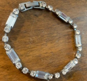 Vintage Silver Plated Monet Bezel Set Paste Crystal Link Bracelet. - Picture 1 of 6