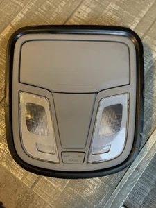 11-13 Kia Optima Consola Superior Mapa Domo Luz Interruptor Gris Almacenamiento 2011-2013 - Imagen 1 de 4