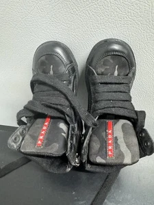 Prada Niños Niños Zapatos EUR 32 Botas de Combate - Imagen 1 de 4