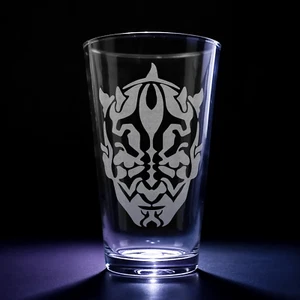 DARTH MAUL Lasergravur 16oz Pint Glas | Star Wars Sci Fi Geschenk - Bild 1 von 5
