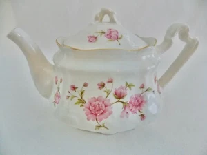 ARTHUR WOOD & SOHN STAFFORDSHIRE ENGLAND ROSA ROSEN TEEKANNE - Bild 1 von 8