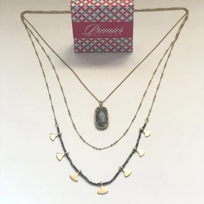 NUEVO SIN ETIQUETAS Collar Premier Designs Rocco Hematita Piedra Blanca Tono Oro 20787 con Caja Foto 1 de 4