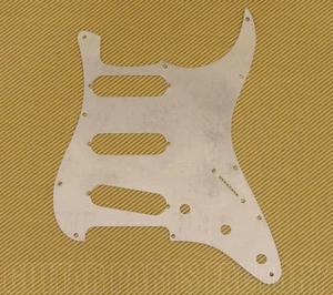 001-9699-049 Genuine Fender Stratocaster Guitar '62 Aluminum Pickguard Shield - Picture 1 of 1