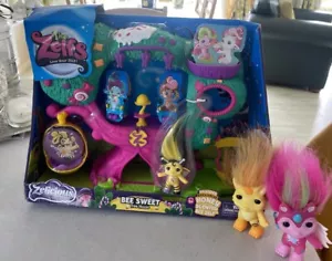 The Zelf’s Bee Sweet Tree House BNIB + 2 Extra Zelf’s - Picture 1 of 4