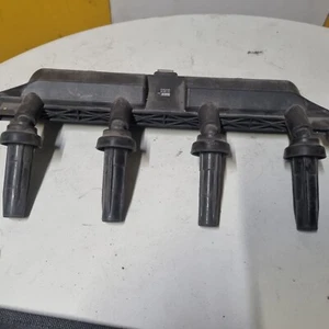 HITACHI 133818 Zündspule passend für PEUGEOT 206 Schrägheck (2A/C) 307 (3A/C) - Bild 1 von 2
