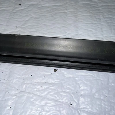 Front Left Door Window Belt Weatherstrip 2016 Dodge Grand Caravan 2011 - 2020 - Image 1 of 4