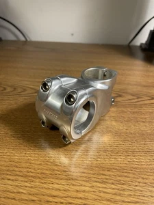 Nitto MT8 Bike Stem Silver 50mm Aluminum - Picture 1 of 4