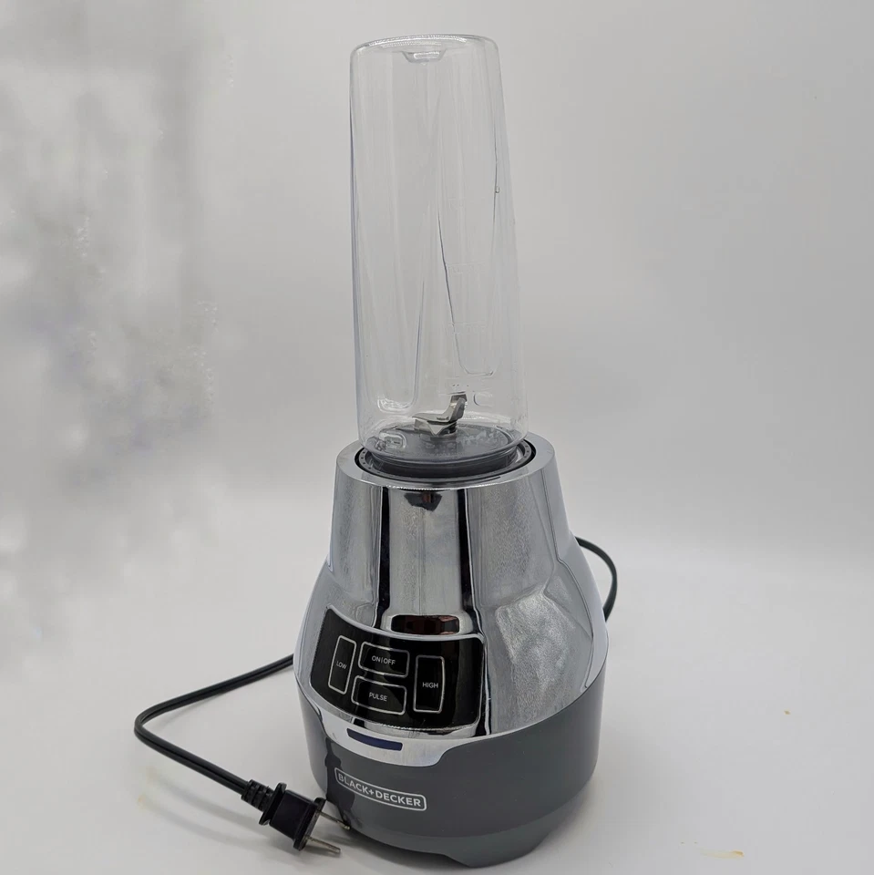 Batidora personal Black And Decker Powercrush PB2000G usada Foto 1 de 4