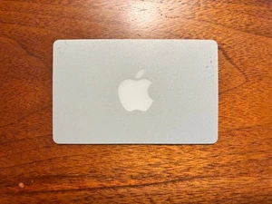 Vintage $250 Apple Gift Card "All Things Apple": Games Music Apps Physical Card - Picture 1 of 2