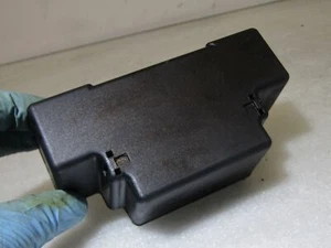 Vauxhall Opel Zafira B 1.8 engine bay fuse box board cover lid 13129783 - Picture 1 of 6