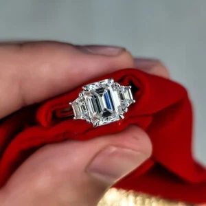 3CT IGI F-VS1 Emerald Lab Grown Diamond 3 Stone Engagement Ring 14K White Gold - Picture 1 of 5