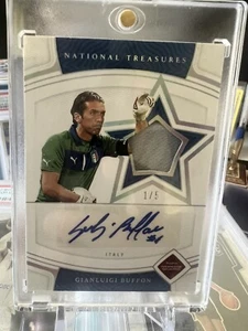 2022 National Treasures Gianlugi Buffon Soccer Italy Patch Auto Swatch /5 - Picture 1 of 2