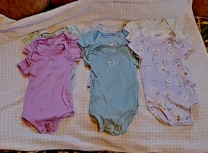 Adorable Baby Girls Snap Close Top Lots By Carter Size 6 Months - Picture 1 of 11