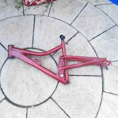 Iron horse yakuza aniki mountain bike downhill frame - Image 1 of 4