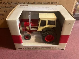 Tractor ERTL diecast 1:32 CASE IH International Harvestor 1468 con dobles traseros - Imagen 1 de 1
