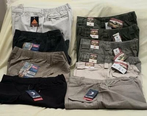 Mens Shorts NEW Size 40 with Factory Tags - Picture 1 of 6