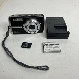 Olympus Stylus 1010 10.1MP Digitalkamera, Akku, Ladegerät 2GB XD, getestet funktioniert - Bild 1 von 12