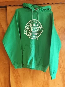Green hoodie Medium Philly pretzel factory philadelphia - Picture 1 of 3