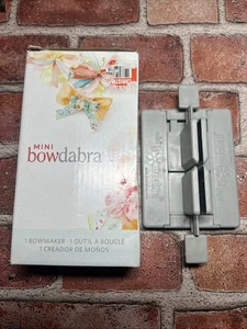 Mini Bowdabra Schleifenmacher Party Gefälligkeiten Hochzeit Dekor Haar & Geschenk Schleifen Papercrafts - Bild 1 von 3