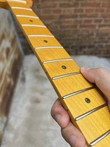 Mancha Cabezal Grande Acero Inoxidable 21 Trastes Amarillo Arce Guitarra Eléctrica Mástil - Imagen 1 de 12