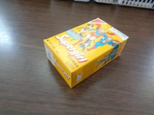 NABISCO SUPERGIRL GALLETA CAJA DE GALLETAS VACÍA   - Imagen 1 de 3